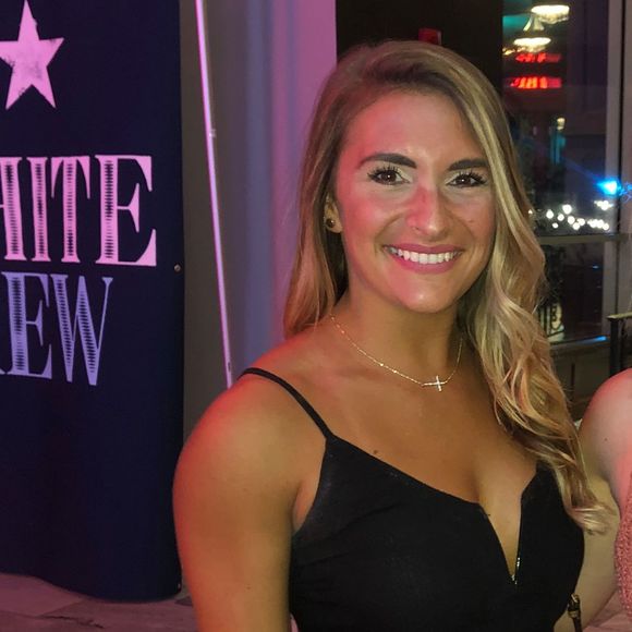 Meet your Posher, Dana - Picture 1 of 1